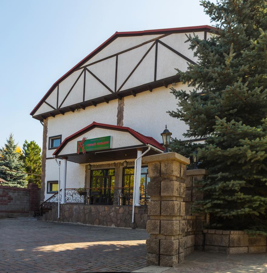 Stary Melnik Hotel 阿拉木图 外观 照片