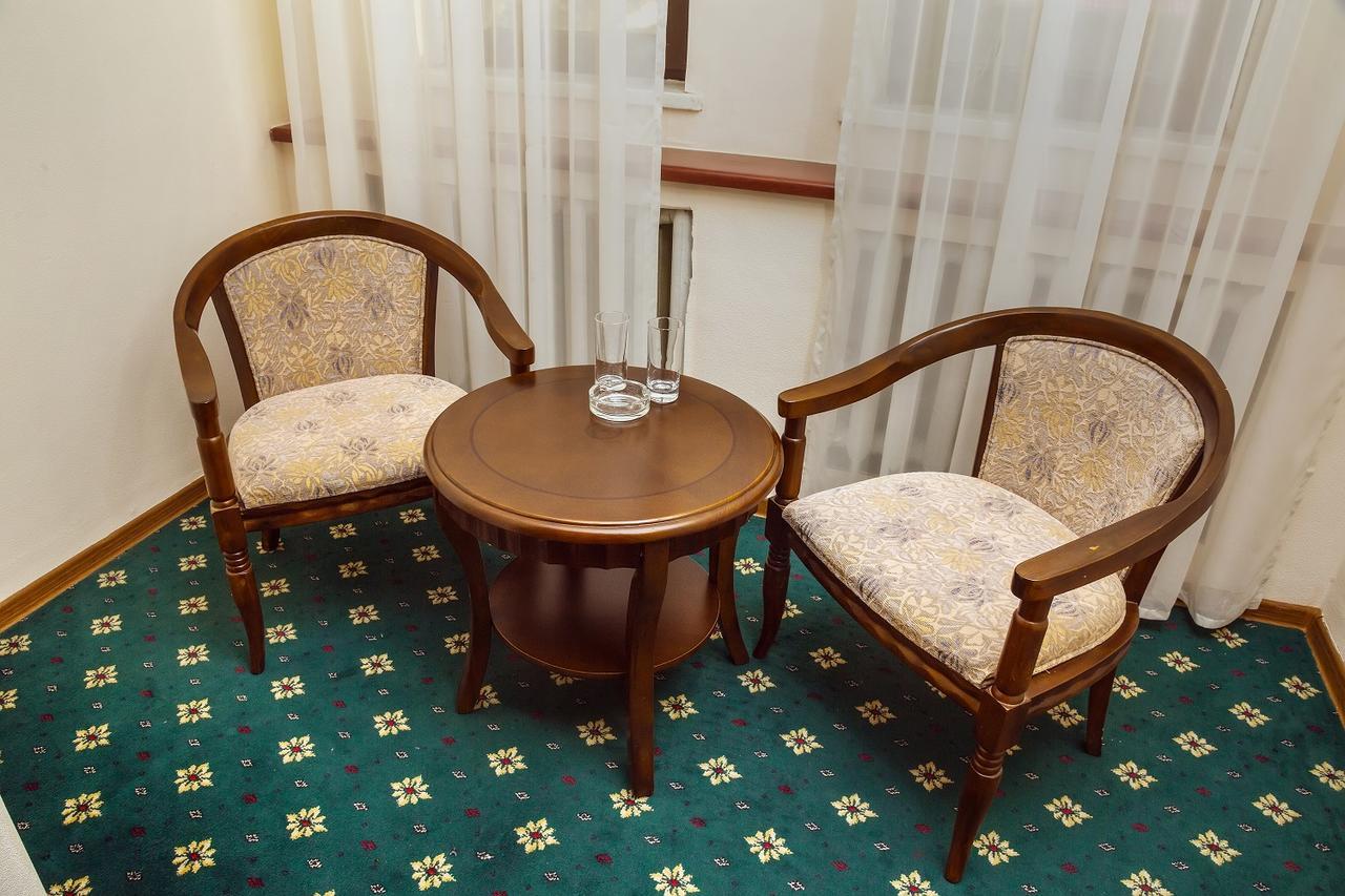 Stary Melnik Hotel 阿拉木图 外观 照片