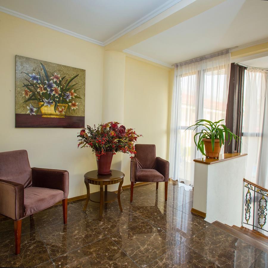 Stary Melnik Hotel 阿拉木图 外观 照片