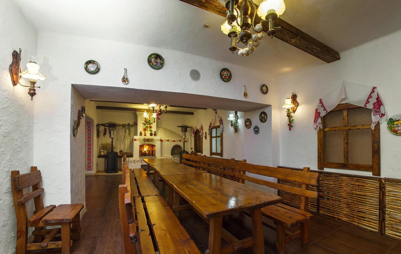 Stary Melnik Hotel 阿拉木图 外观 照片