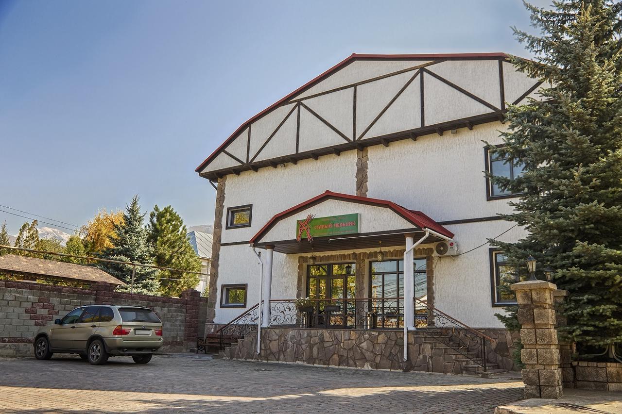 Stary Melnik Hotel 阿拉木图 外观 照片