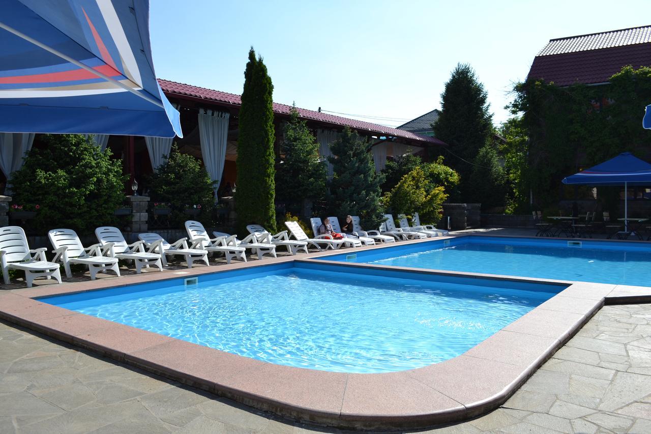 Stary Melnik Hotel 阿拉木图 外观 照片